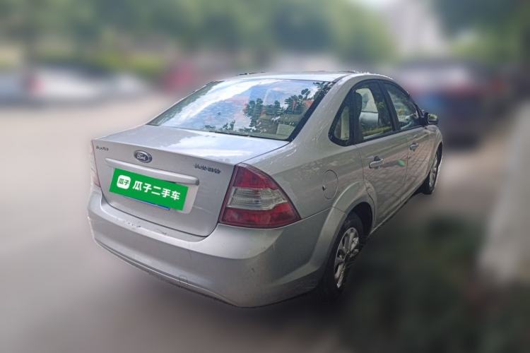 Used Ford Focus 2013 Sedan Classic 1.8L Manual Base Model Rear Right 45 Deg