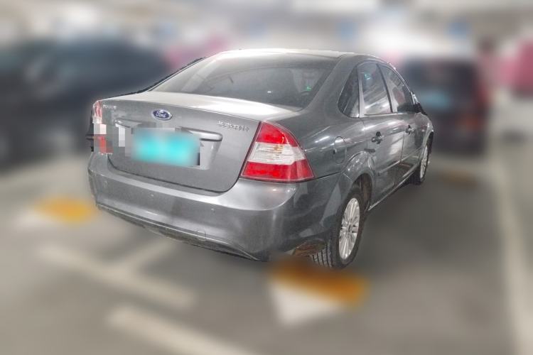 Used Ford Focus 2013 Sedan Classic 1.8L Manual Fashion Edition Rear Right 45 Deg