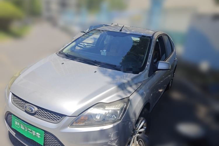 Used Ford Focus 2013 Hatchback Classic 1.8L Manual Base Model Guazi used car, China used car export, Used car for sale, Used  cars, Cheapest cars for sale
