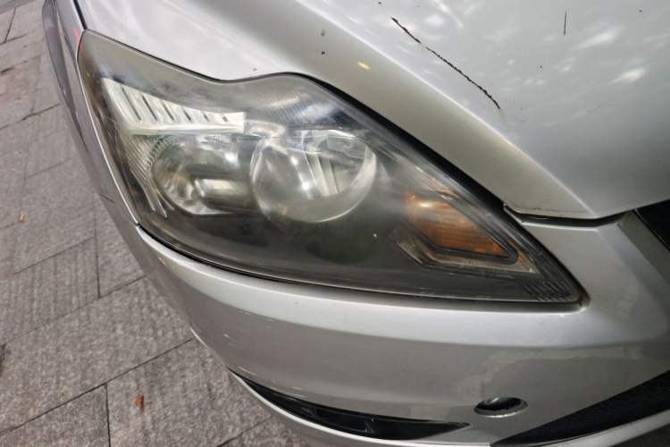 Used Ford Focus 2013 Hatchback Classic 1.8L Automatic Fashion Edition Right Front Headlight