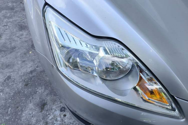 Used Ford Focus 2013 Sedan Classic 1.8L Automatic Base Model Right Front Headlight