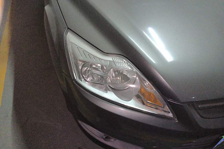 Used Ford Focus 2013 Sedan Classic 1.8L Automatic Fashion Edition Right Front Headlight