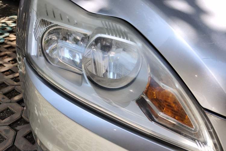 Used Ford Focus 2013 Sedan Classic 1.8L Automatic Fashion Edition Right Front Headlight