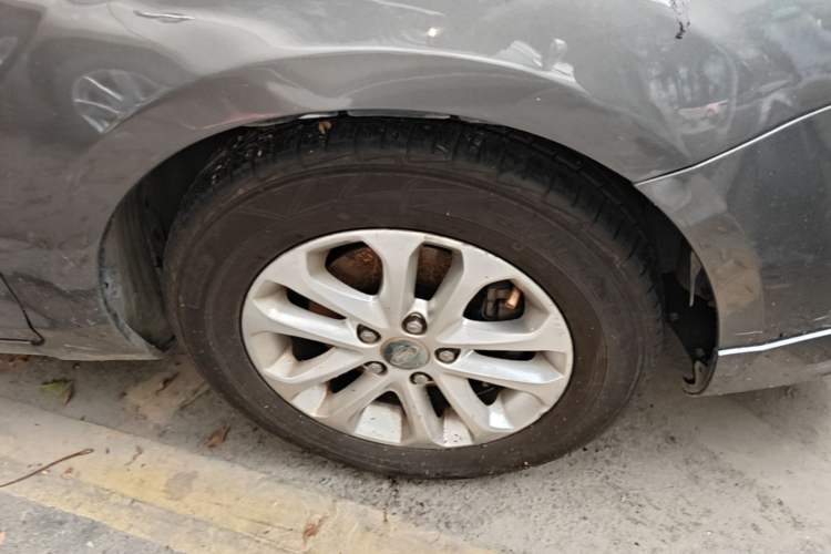 Used Ford Focus 2013 Sedan Classic 1.8L Manual Base Model Right Front Wheel Hub