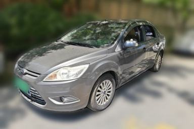 Used Ford Focus 2013 Sedan Classic 1.8L Manual Fashion Edition