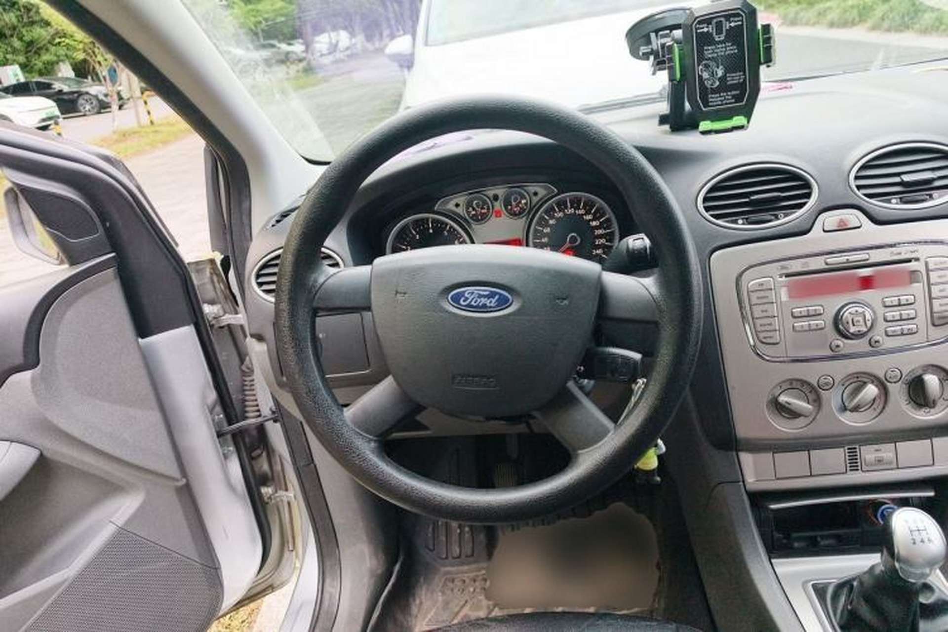Used Ford Focus 2013 Hatchback Classic 1.8L Manual Base Model Steering Wheel