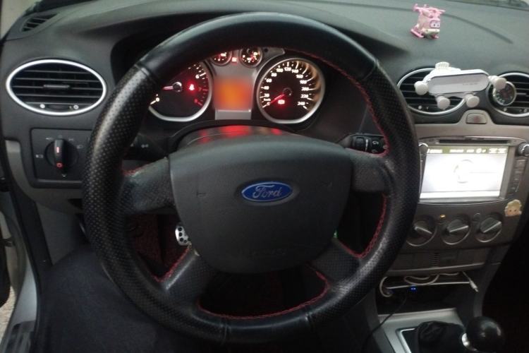 Used Ford Focus 2013 Hatchback Classic 1.8L Manual Base Model Steering Wheel