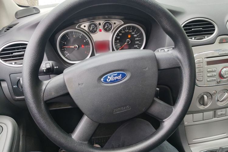 Used Ford Focus 2013 Hatchback Classic 1.8L Manual Base Model Steering Wheel
