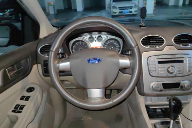 Used Ford Focus 2013 Hatchback Classic 1.8L Automatic Fashion Edition Steering Wheel