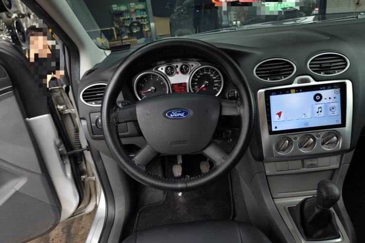 Used Ford Focus 2013 Hatchback Classic 1.8L Manual Base Model Steering Wheel