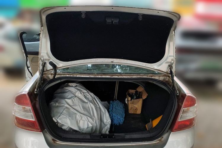 Used Ford Focus 2013 Sedan Classic 1.8L Manual Base Model Trunk
