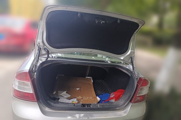 Used Ford Focus 2013 Sedan Classic 1.8L Manual Base Model Trunk