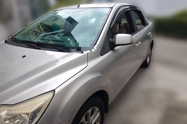 Used Ford Focus 2013 Sedan Classic 1.8L Automatic Base Model Guazi used car, China used car export, Used car for sale, Used Ford cars, Cheapest cars for sale