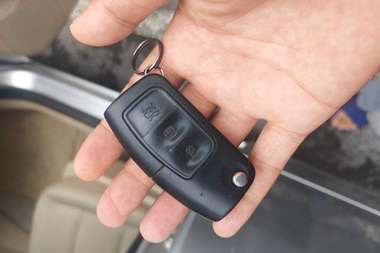 Used Ford Focus 2013 Sedan Classic 1.8L Manual Fashion Edition Vehicle Key