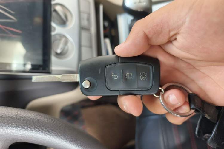 Used Ford Focus 2013 Sedan Classic 1.8L Manual Base Model Vehicle Key