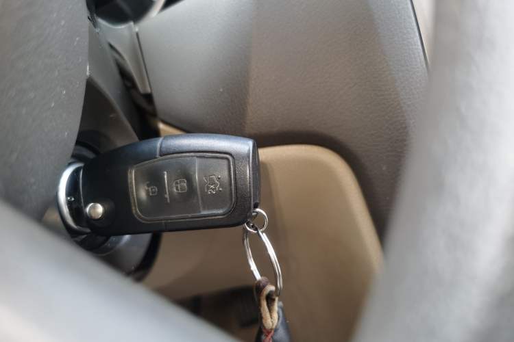 Used Ford Focus 2013 Sedan Classic 1.8L Manual Base Model Vehicle Key