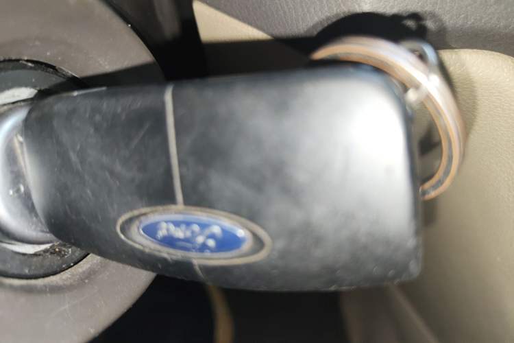 Used Ford Focus 2013 Sedan Classic 1.8L Manual Base Model Vehicle Key