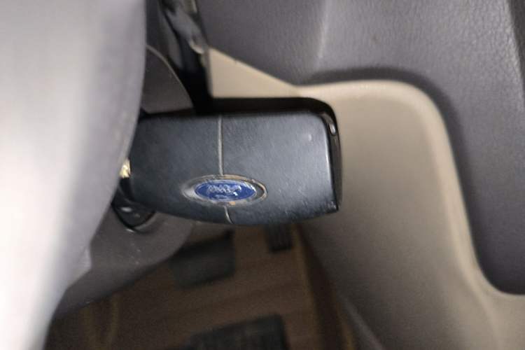 Used Ford Focus 2013 Sedan Classic 1.8L Automatic Fashion Edition Vehicle Key