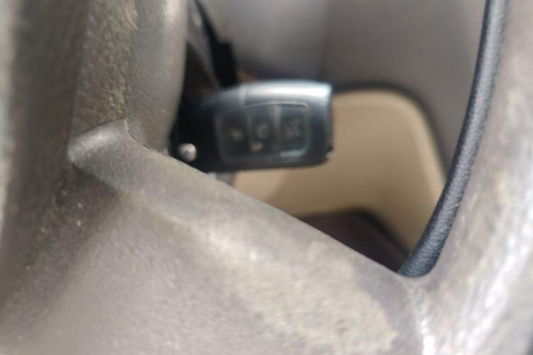 Used Ford Focus 2013 Sedan Classic 1.8L Automatic Base Model Vehicle Key