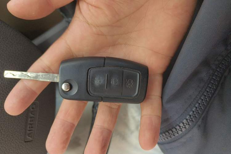 Used Ford Focus 2013 Sedan Classic 1.8L Automatic Base Model Vehicle Key