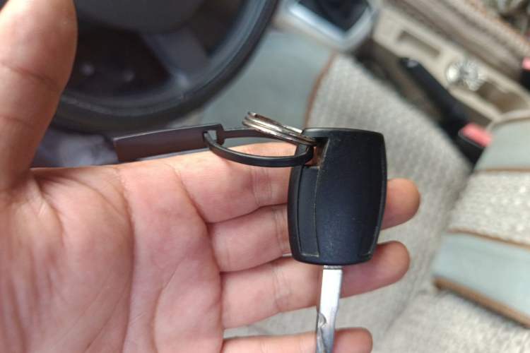 Used Ford Focus 2013 Sedan Classic 1.8L Manual Base Model Vehicle Key