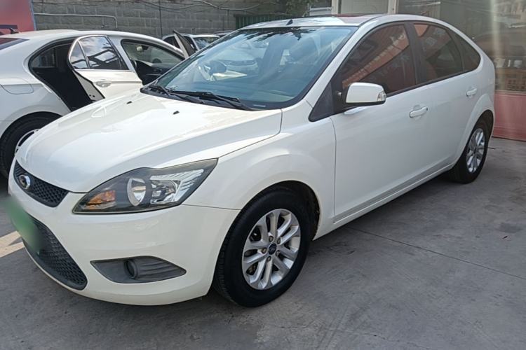 Ford Focus 2013 Hatchback Classic 1.8L Automatic Millionth Anniversary Edition مستعملة Guazi used car, China used car export, Used car for sale, Used  cars, Cheapest cars for sale