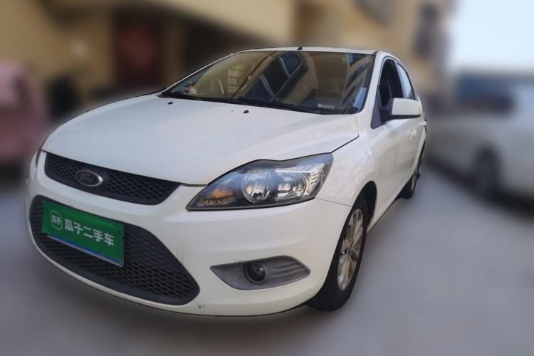 Used Ford Focus 2013 Hatchback Classic 1.8L Manual Base Model Guazi used car, China used car export, Used car for sale, Used cars, Cheapest cars for sale