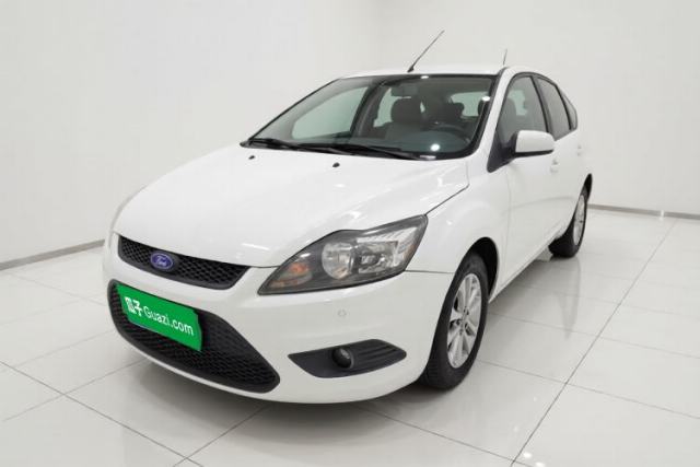 Ford Focus 2013 Hatchback Classic 1.8L Manual Base Model usado