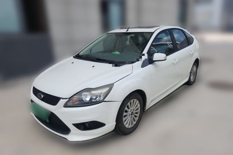 Used Ford Focus 2013 Hatchback Classic 1.8L Automatic Fashion Edition Guazi used car, China used car export, Used car for sale, Used cars, Cheapest cars for sale