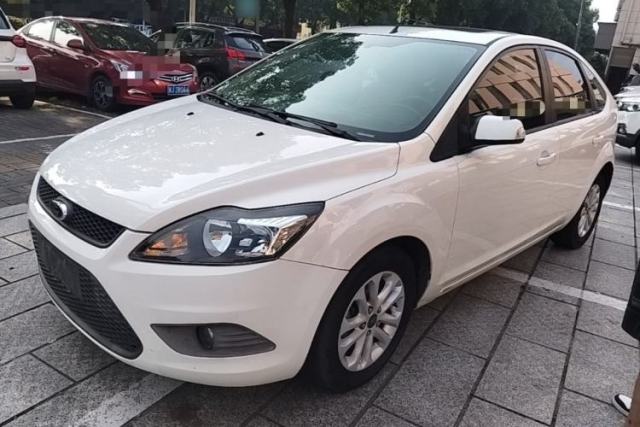 Ford Focus 2013 Hatchback Classic 1.8L Automatic Millionth Anniversary Edition usado