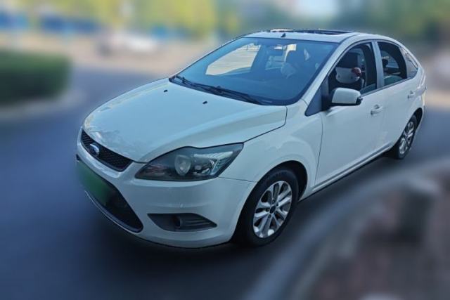 Used Ford Focus 2013 Hatchback Classic 1.8L Manual Fashion Edition