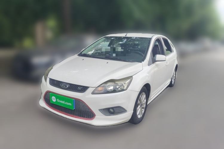 Used Ford Focus 2013 Hatchback Classic 1.8L Manual Base Model Guazi used car, China used car export, Used car for sale, Used cars, Cheapest cars for sale