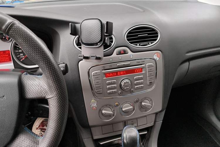 Used Ford Focus 2013 Hatchback Classic 1.8L Automatic Base Model Audio And AC Panel