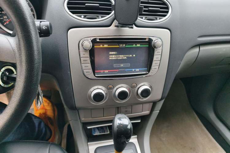 Used Ford Focus 2013 Hatchback Classic 1.8L Automatic Base Model Audio And AC Panel