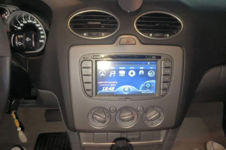 Used Ford Focus 2013 Hatchback Classic 1.8L Automatic Base Model Audio And AC Panel