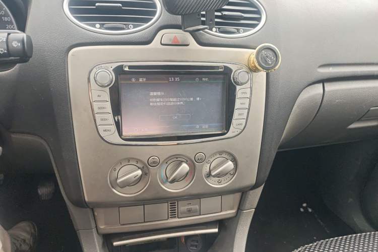 Used Ford Focus 2013 Hatchback Classic 1.8L Manual Millionth Anniversary Edition Audio And AC Panel