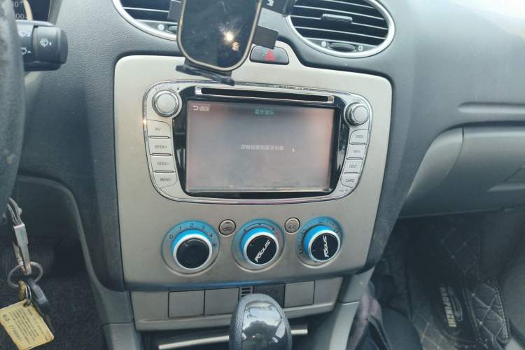 Used Ford Focus 2013 Hatchback Classic 1.8L Automatic Millionth Anniversary Edition Audio And AC Panel