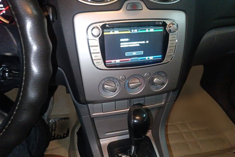 Used Ford Focus 2013 Hatchback Classic 1.8L Automatic Base Model Audio And AC Panel