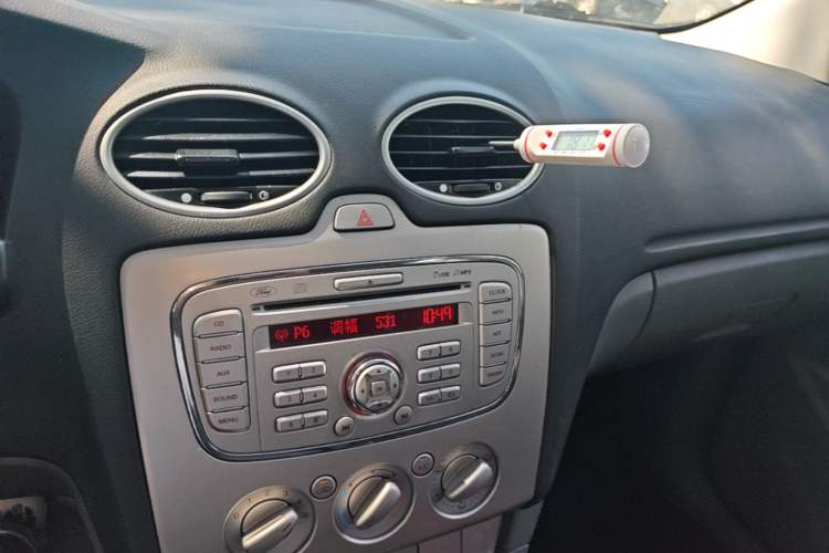 Used Ford Focus 2013 Hatchback Classic 1.8L Automatic Millionth Anniversary Edition Audio And AC Panel