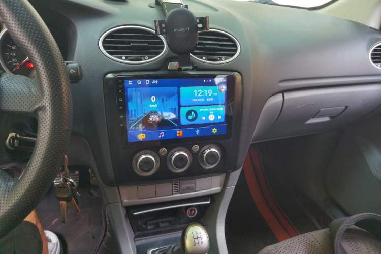 Used Ford Focus 2013 Hatchback Classic 1.8L Manual Base Model Audio And AC Panel
