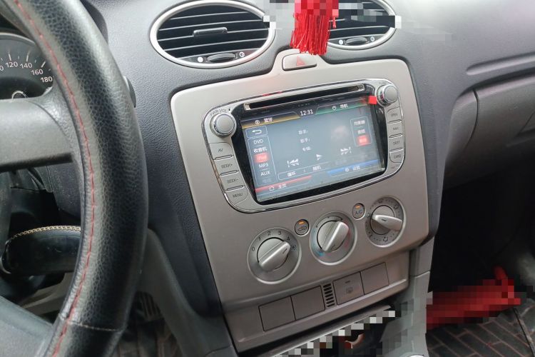 Used Ford Focus 2013 Hatchback Classic 1.8L Manual Base Model Audio And AC Panel