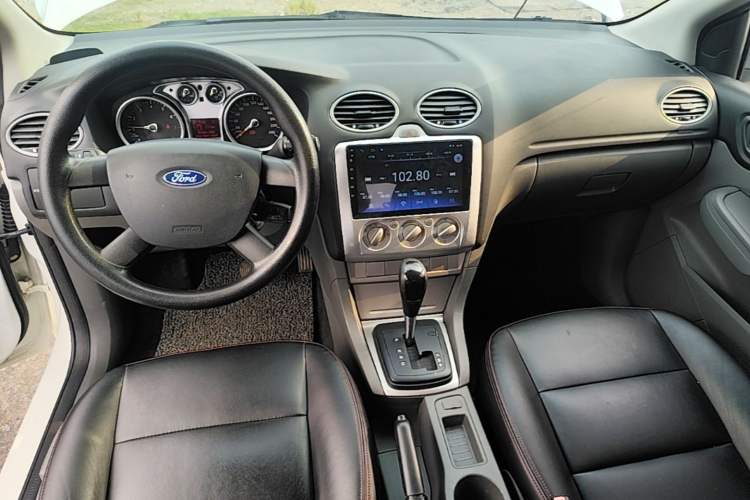 Used Ford Focus 2013 Hatchback Classic 1.8L Automatic Base Model Audio And AC Panel