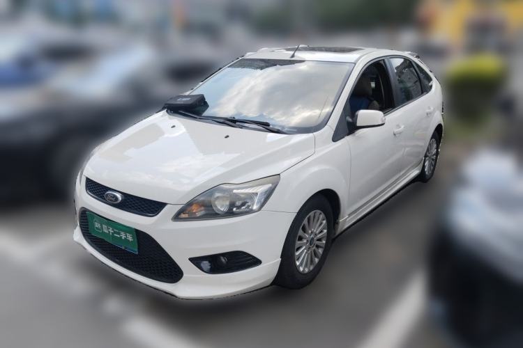 Used Ford Focus 2013 Hatchback Classic 1.8L Automatic Fashion Edition Guazi used car, China used car export, Used car for sale, Used cars, Cheapest cars for sale