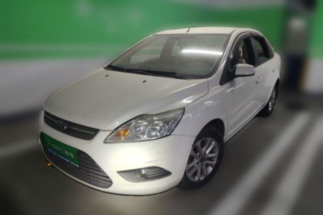 Used Ford Focus 2013 Sedan Classic 1.8L Manual Base Model