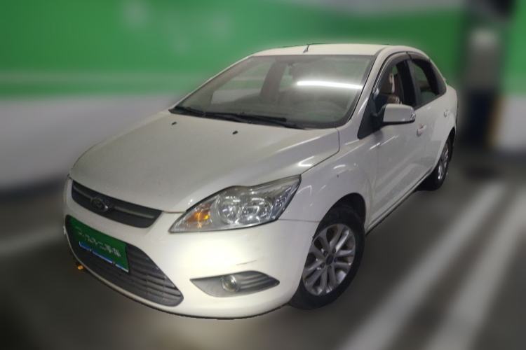 Used Ford Focus 2013 Sedan Classic 1.8L Manual Base Model Guazi used car, China used car export, Used car for sale, Used cars, Cheapest cars for sale