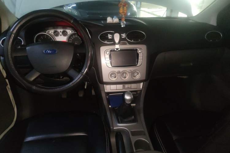 Used Ford Focus 2013 Hatchback Classic 1.8L Manual Millionth Anniversary Edition Center Console