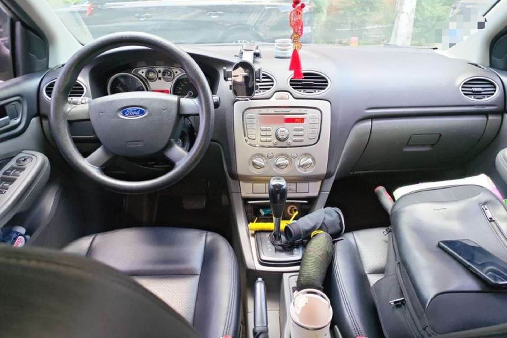 Used Ford Focus 2013 Hatchback Classic 1.8L Automatic Base Model Center Console