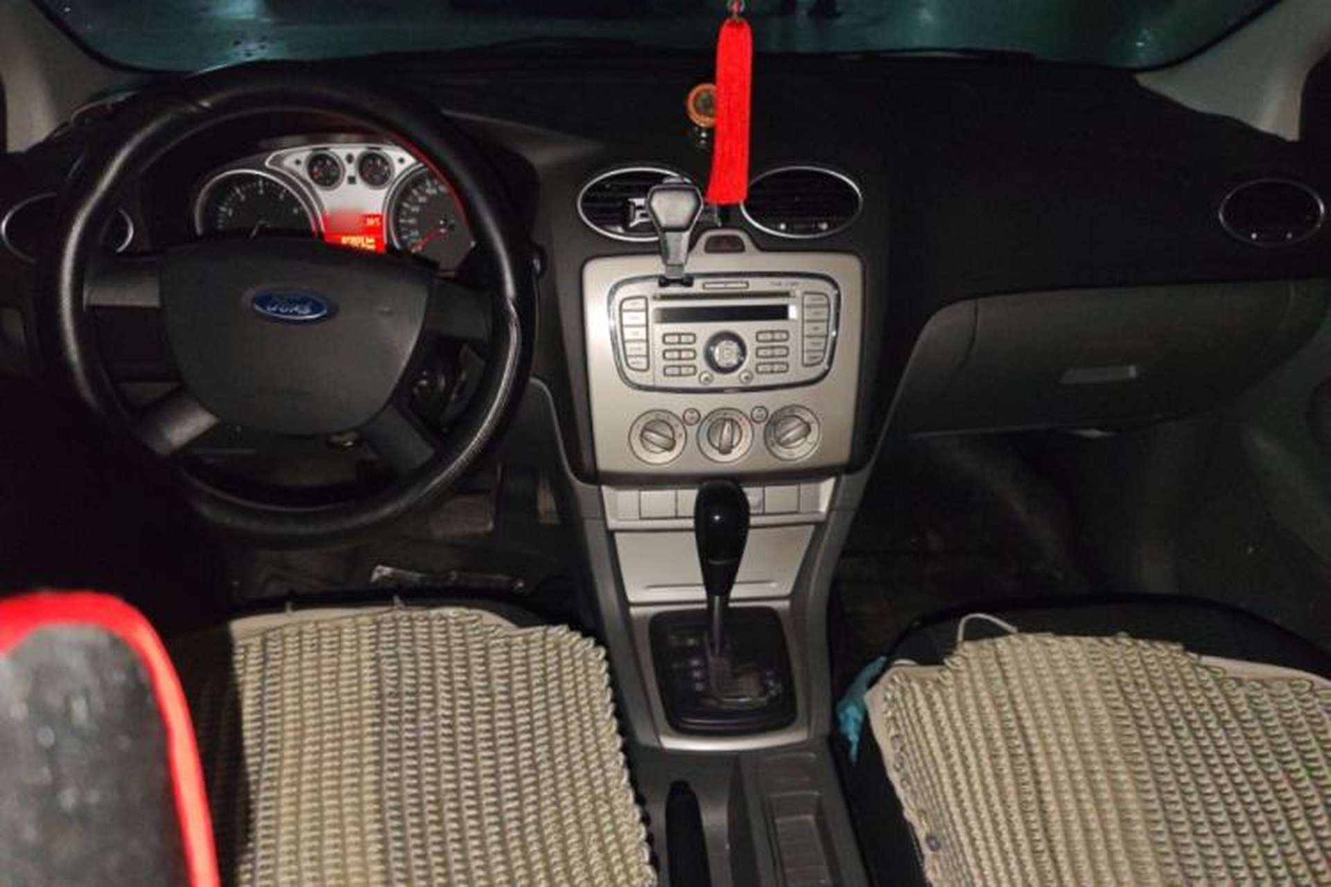 Used Ford Focus 2013 Hatchback Classic 1.8L Automatic Base Model Center Console