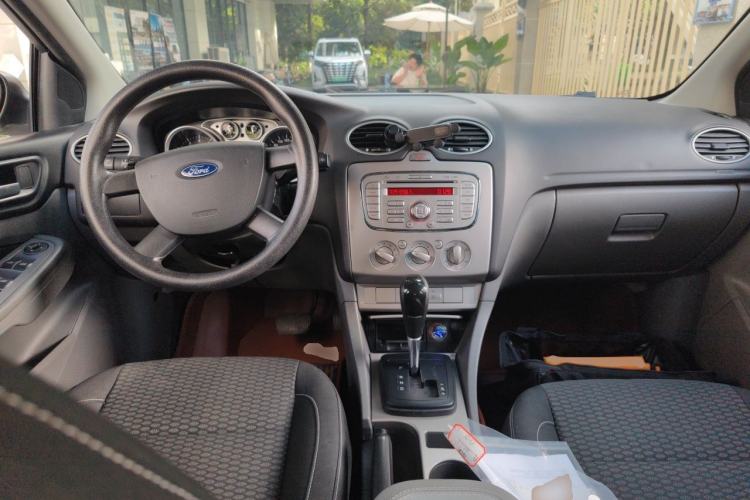 Used Ford Focus 2013 Hatchback Classic 1.8L Automatic Millionth Anniversary Edition Center Console
