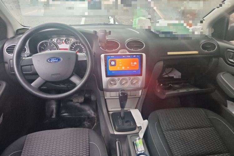 Used Ford Focus 2013 Hatchback Classic 1.8L Automatic Base Model Center Console